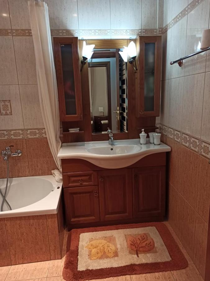شقة Golden Mirror In كافالا المظهر الخارجي الصورة